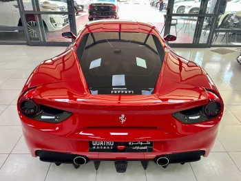 Ferrari 488 twin-turbocharged 3.9-liter V-8 2018 Model Year