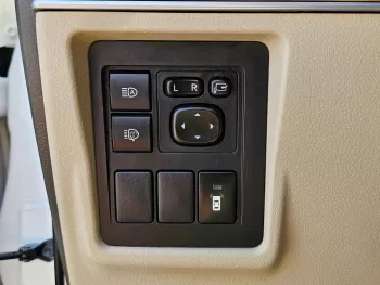 TOYOTA PRADO VXR FULL OPTION 4.0L V6 4WD WHITE 2022 MODEL YEAR 