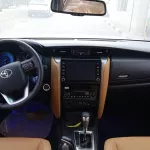 TOYOTA FORTUNER 4.0L V6 PETROL FULL OPTION 2024 MODEL YEAR WHITE COLOR - Thumbnail 10