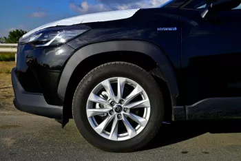 TOYOTA COROLLA CROSS HYBRID XLE 2024 MODEL YEAR 1.8L PETROL AUTOMATIC