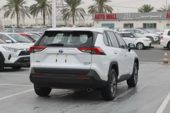 TOYOTA RAV4 2.5L HYBRID 2WD 2023 MODEL YEAR WHITE COLOR
