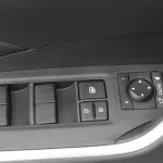 TOYOTA RAV4 2.5L HYBRID 2WD 2023 MODEL YEAR WHITE COLOR - Thumbnail 7