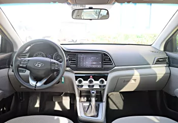 HYUNDAI ELANTRA 2020 MODEL YEAR 1.6L SINGLE OWNER ACCIDENT FREE GOOD CONDITION