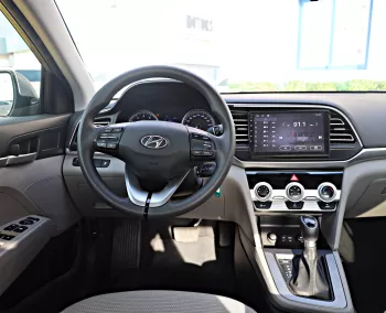 HYUNDAI ELANTRA 2020 MODEL YEAR 1.6L SINGLE OWNER ACCIDENT FREE GOOD CONDITION