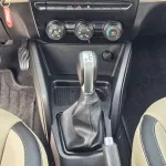  RENAULT DUSTER MID OPTION 2.0L V4 GOLDEN 2020 MODEL YEAR - Thumbnail 15