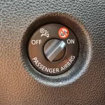  RENAULT DUSTER MID OPTION 2.0L V4 GOLDEN 2020 MODEL YEAR - Thumbnail 11