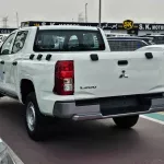 MITSUBISHI L200 DOUBLE CABIN 2.4L DIESEL 2024 MODEL YEAR  - Thumbnail 5