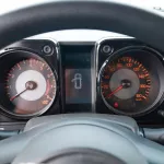 SUZUKI JIMNY 1.5L PETROL 5DR 4WD GL MT 2024 MODEL YEAR CHIFFON IVORY / BLACK COLOR - Thumbnail 9