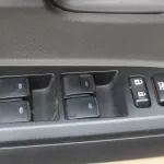 TOYOTA LAND CRUISER GXR 4.6L V8 PETROL 2014 MODEL YEAR - Thumbnail 8