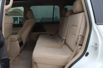 TOYOTA LAND CRUISER GXR 4.6L V8 PETROL 2014 MODEL YEAR
