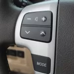 TOYOTA LAND CRUISER GXR 4.6L V8 PETROL 2014 MODEL YEAR - Thumbnail 19