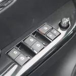 TOYOTA HILUX 2.4L DIESEL 4WD DOUBLE CAB GLX 2023 MODEL YEAR - Thumbnail 7