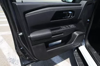 MITSUBISHI L200 SPORTERO 2024 MODEL YEAR DOUBLE CAB PICKUP 2.4L DIESEL 4WD AUTOMATIC