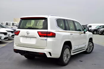 TOYOTA LAND CRUISER 300 2024 MODEL YEAR VXR+ V6 4.0L PETROL AUTOMATIC