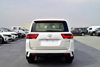 TOYOTA LAND CRUISER 300 2024 MODEL YEAR VXR+ V6 4.0L PETROL AUTOMATIC