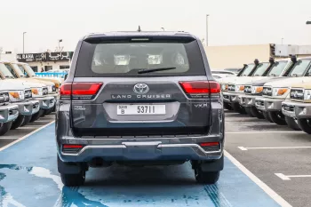 Toyota Land Cruiser 3.5L VXR Twin Turbo 2023 Model Year for Export and UAE