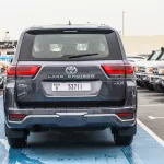 Toyota Land Cruiser 3.5L VXR Twin Turbo 2023 Model Year for Export and UAE - Thumbnail 5