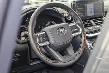 Toyota Land Cruiser 3.5L VXR Twin Turbo 2023 Model Year for Export and UAE
