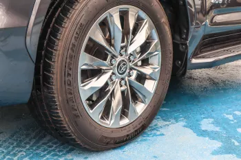 Toyota Land Cruiser 3.5L VXR Twin Turbo 2023 Model Year for Export and UAE