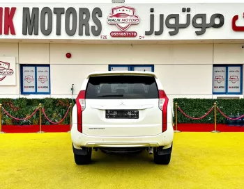MITSUBISHI MONTERO SPORTS 2019 MODEL YEAR 3.0L ENGINE GCC SPECS