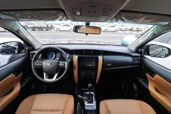Toyota Fortuner 2.7L 2023 Model Year 4cylinder 4WD Best Price