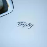 MG HS 4X4 2.0T Trophy 2023 Model Year White inside Red - Thumbnail 9
