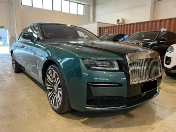ROLLS ROYCE GHOST 2021 MODEL YEAR GREEN COLOR EXTERIOR