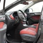 MG RX5 2.0 AWD Luxury 2023 Model Year Black inside Black & Red - Thumbnail 11