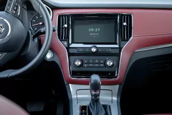 MG RX5 2.0 AWD Luxury 2023 Model Year Black inside Black & Red
