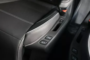 HIPHI X Chuangyuan 2023 Model Year SUV EV White inside Black