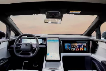2022 HIPHI X Flagship - Dark Grey inside White