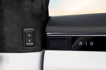 2022 HIPHI X Flagship - Dark Grey inside White