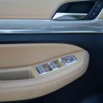 2023 MG RX8 4X2 2.0 STANDARD - White Pearl inside Beige - Thumbnail 11
