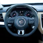 2023 MG RX8 4X2 2.0 STANDARD - White Pearl inside Beige - Thumbnail 13
