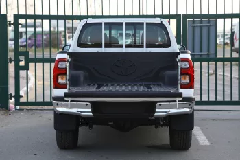 Toyota Hilux 2023 Model Year 4x4 DC 2.8 D MT SR5 White inside Maroon
