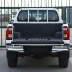 Toyota Hilux 2023 Model Year 4x4 DC 2.8 D MT SR5 White inside Maroon - Thumbnail 5