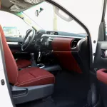 Toyota Hilux 2023 Model Year 4x4 DC 2.8 D MT SR5 White inside Maroon - Thumbnail 8