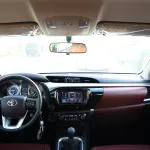 Toyota Hilux 2023 Model Year 4x4 DC 2.8 D MT SR5 White inside Maroon - Thumbnail 15