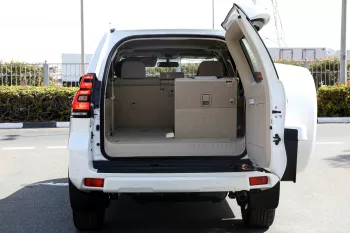2023 Toyota Prado 4.0 GXR DR P CB SR - White Pearl inside Beige
