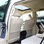 2023 Toyota Prado 4.0 GXR DR P CB SR - White Pearl inside Beige - Thumbnail 10