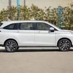 2023 Toyota Veloz V 1.5 - White Pearl inside Black - Thumbnail 3