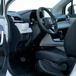 2023 Toyota Veloz V 1.5 - White Pearl inside Black - Thumbnail 10