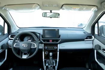 2023 Toyota Veloz V 1.5 - White Pearl inside Black