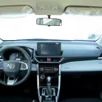 2023 Toyota Veloz V 1.5 - White Pearl inside Black - Thumbnail 16