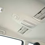 2023 Toyota Veloz V 1.5 - White Pearl inside Black - Thumbnail 18