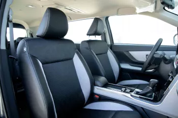 2023 Toyota Veloz V 1.5 - White Pearl inside Black