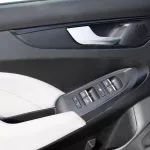 Kaiyi E5 Limited 2024 Model Year 1.5 Sedan White inside Black & Grey - Thumbnail 9