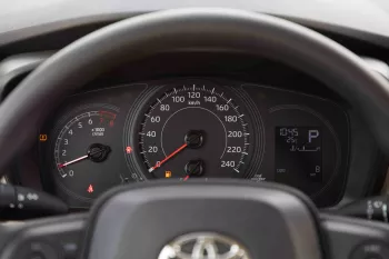 2024 Toyota Corolla 2.0 XLi G CVT - Black Mica inside Fromage (Fabric)