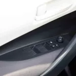 2024 Toyota Corolla 2.0 XLi G CVT - Black Mica inside Fromage (Fabric) - Thumbnail 21