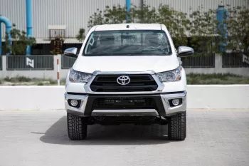 2024 Toyota Hilux 2.4L DC WB 4X4 - Super White inside Red
